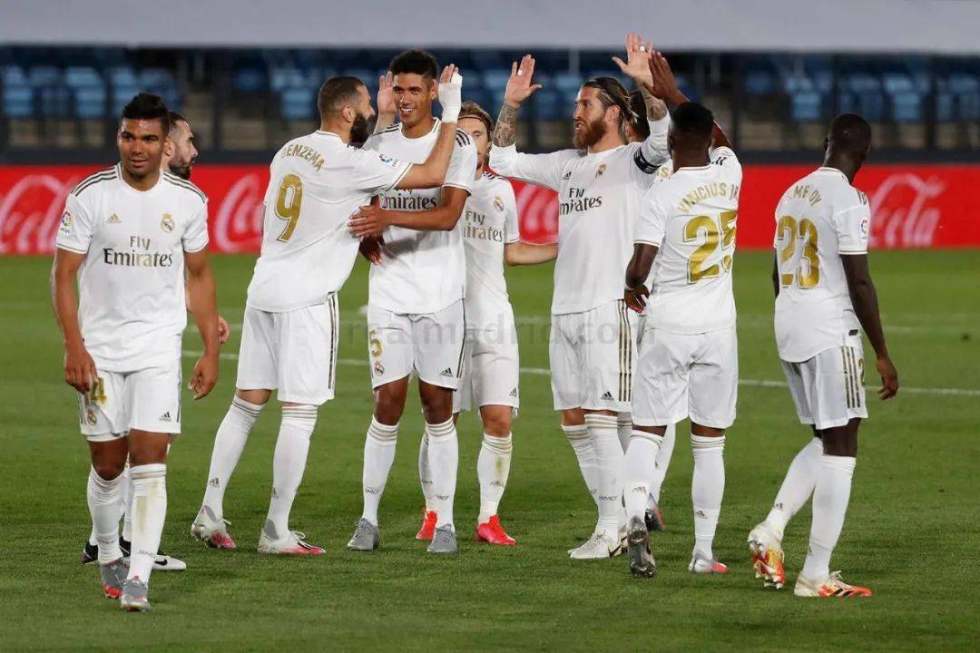 球员在横向 球员在横向