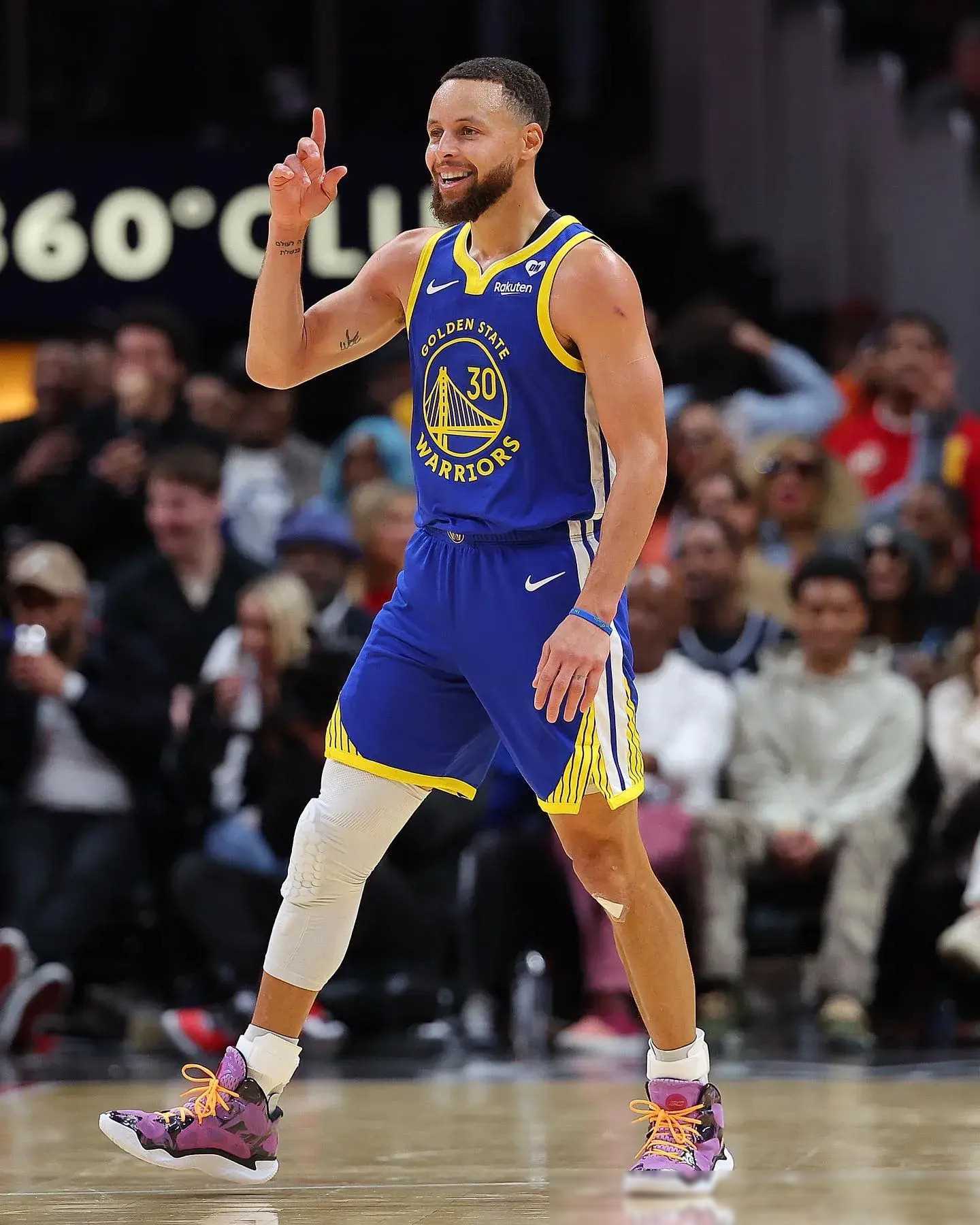 与其单看 与其单看